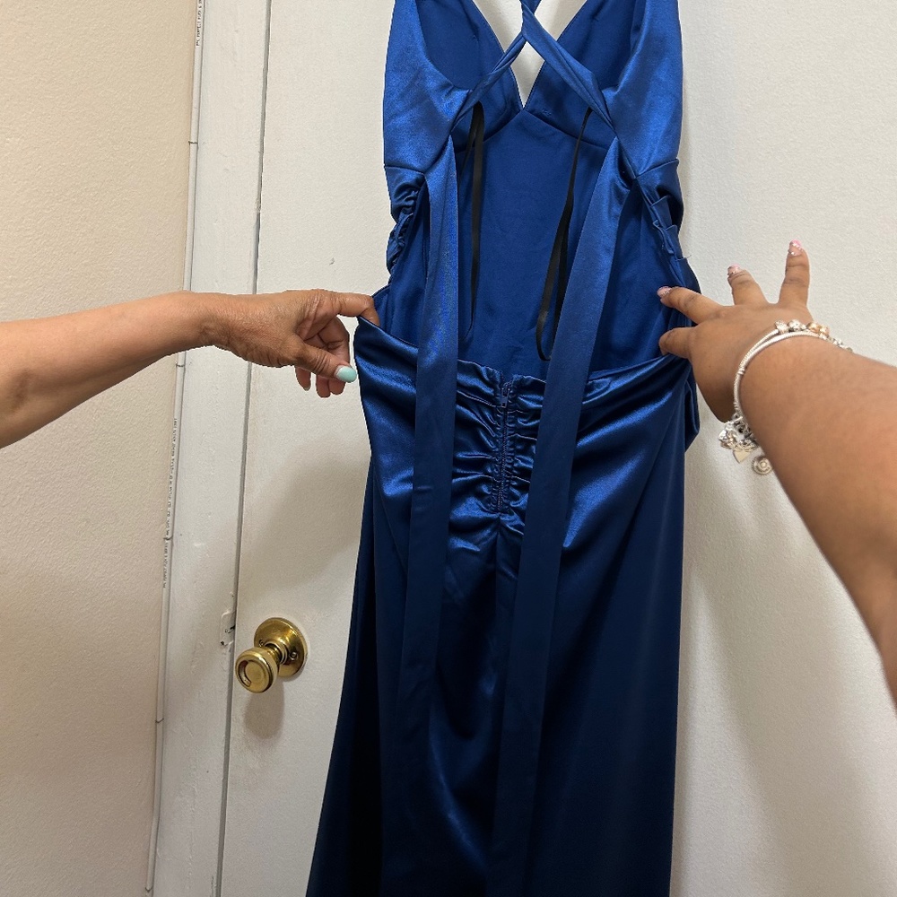 NWOT B. Darlin Sleeveless Satin X-Back Long Marine Blue Dress- Size 13/14 - Picture 11 of 13